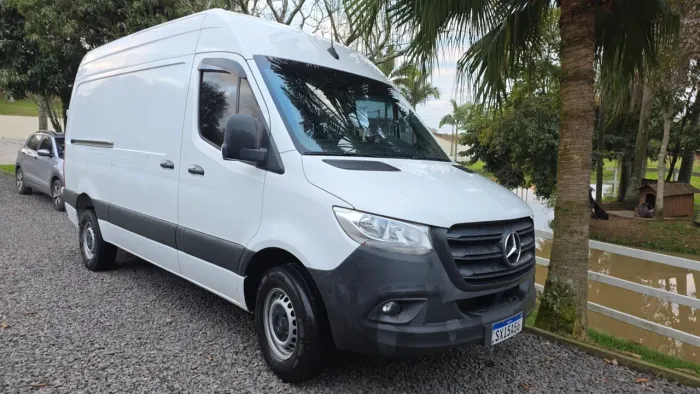 Mercedes-Benz Sprinter 417 Furgão L.t.a. Diesel (e6) 2024
