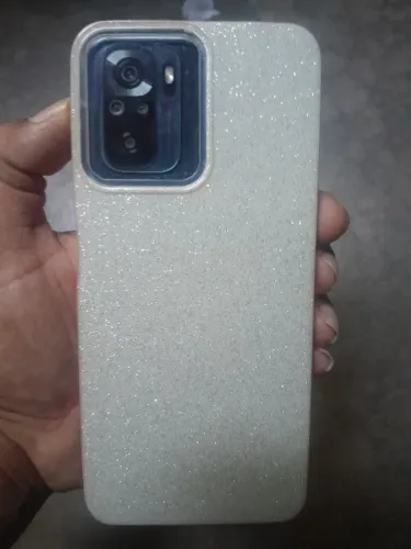 Estou vendendo um Celular Novo zerando Vai com carregador completo também