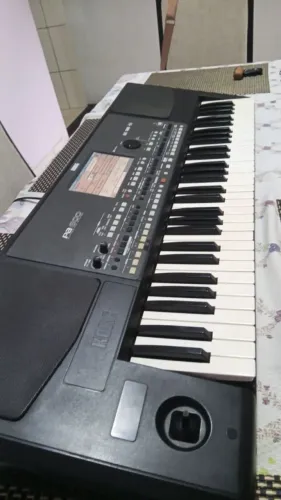 Vendo teclado PA 600 korg