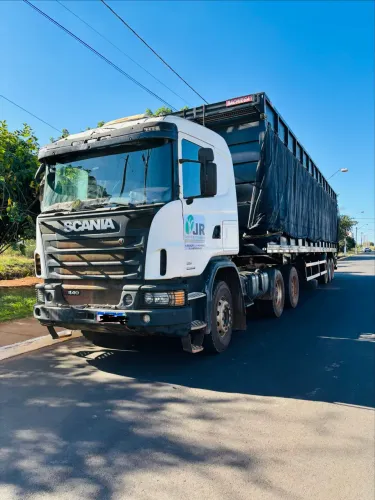 Caminhão Scania