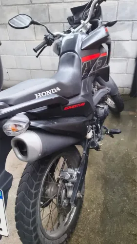 Vendo moto BROS XRE 190 SE