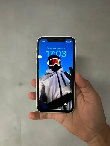 Vendo iPhone XR montado de 17 pro