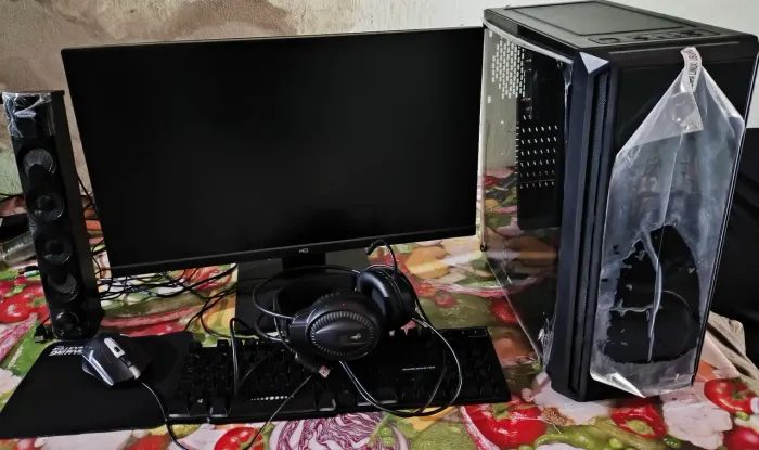 PC Ryzen 7 16GB RAM SSD 512GB Semi Novo 3 Meses