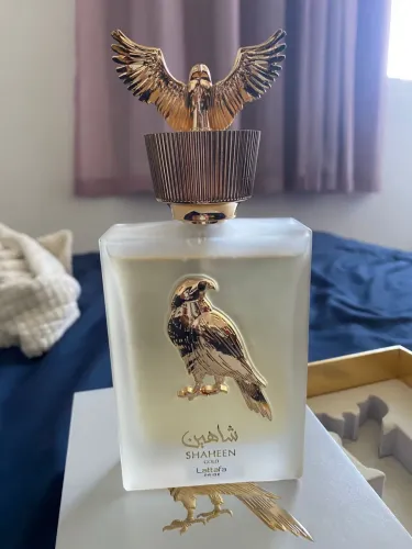 Perfume Shaheen gold Lattafa