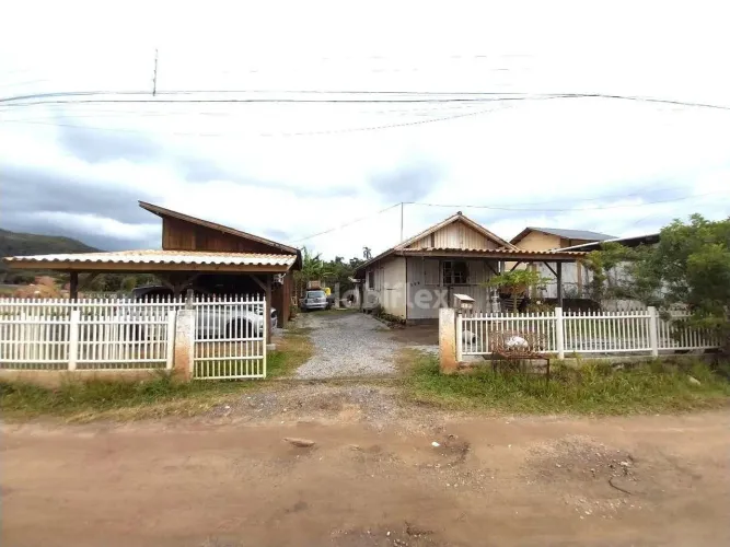Terreno à venda, 360 m² - Rio Tavares - Florianópolis/SC