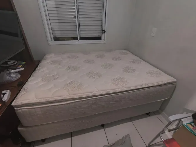 Cama box casal