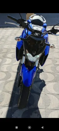 Moto muito nova, conservada, ando pouco, dois pneus novos.