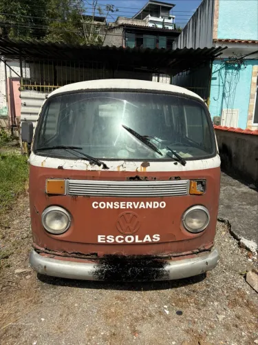 Volkswagen Kombi Standard/ Luxo/ Serie Prata 1984