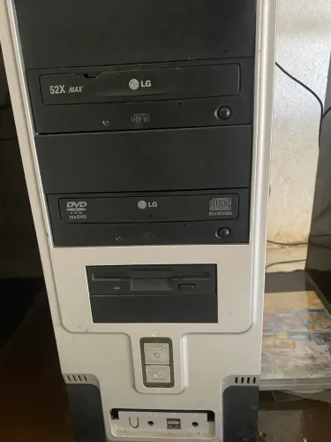 Pc i5 16gb ram porém o gabinete é antigo