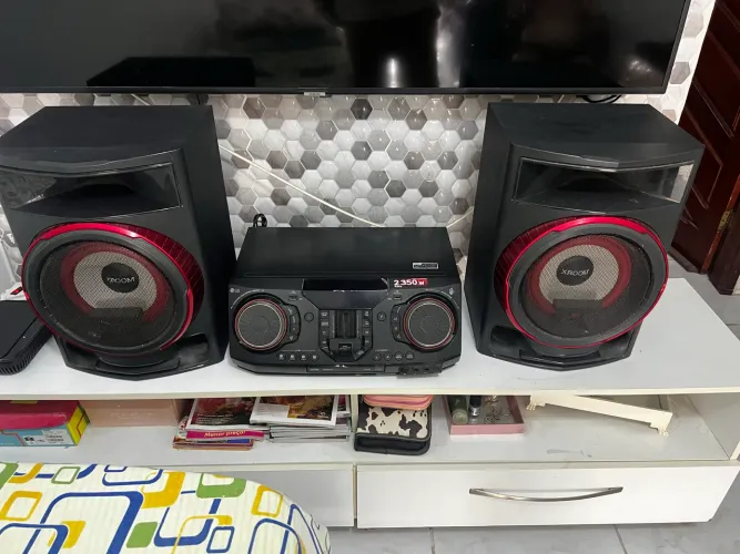 LG XBOOM CL87 2350W RMS