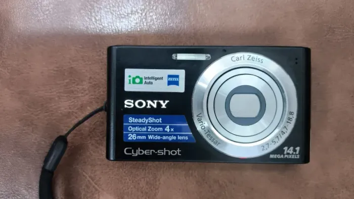 Camera Cybershot Sony W320