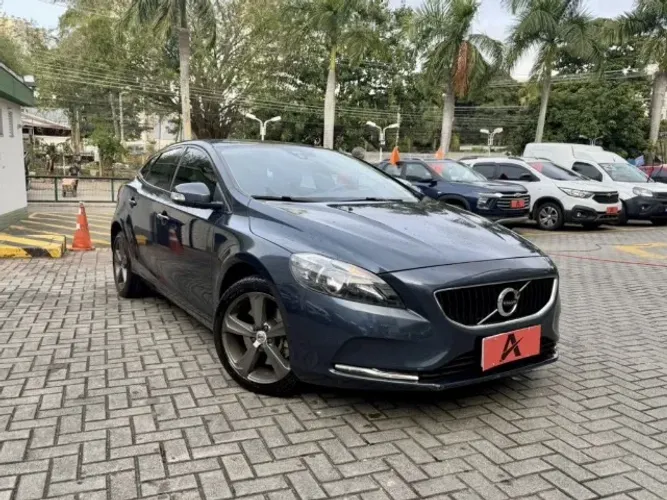Volvo V40 T-4 Kinetic 2.0 Aut. 2018