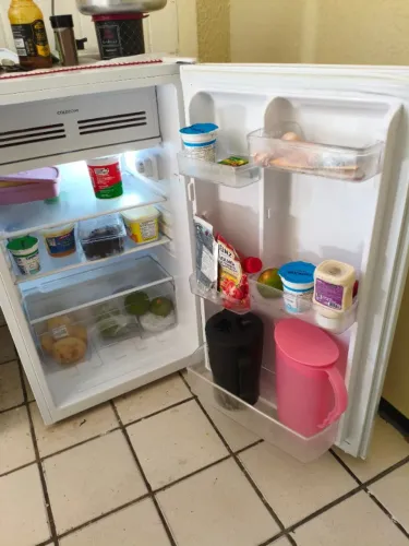 Frigobar Electrolux 90 litros