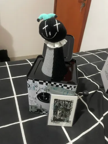 Hope in the box - J-Hope