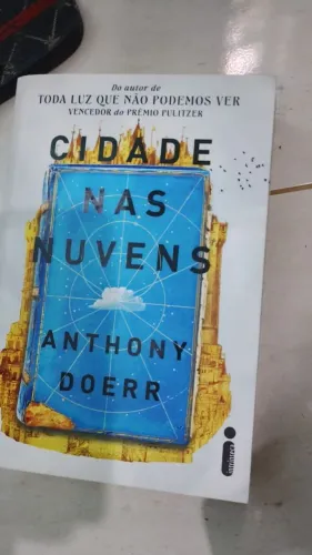Livro Cidade Nas Nuvens - Anthony Doerr (Lido uma vez)