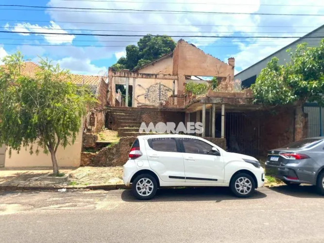 Terreno à venda, 396 m² por R$ 400.000,00 - Centro - Bauru/SP