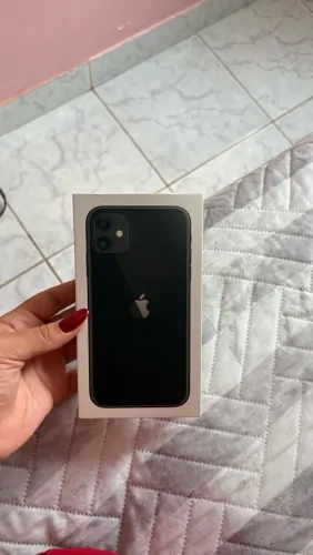 Vendo caixa original do iPhone 11.