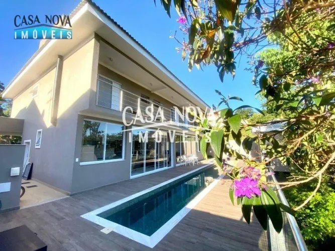 Casa com 4 dormitórios à venda, 440 m² por R$ 3.590.000,00 - Condomínio Marambaia - Vinhed