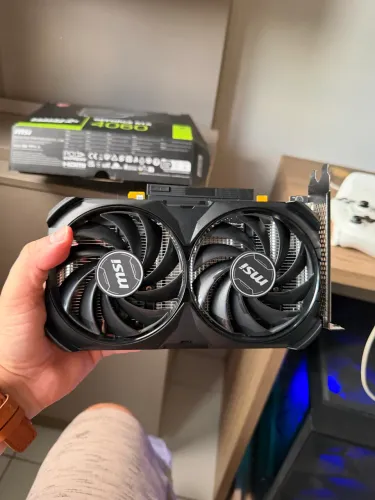 Nvidea GeForce rtx 4060 msi