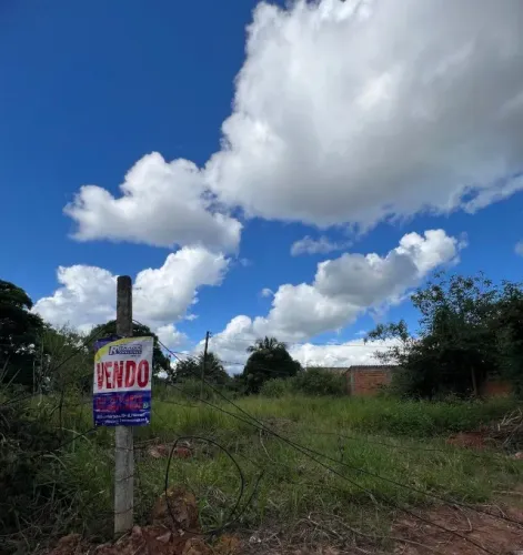 TERRENO A VENDA