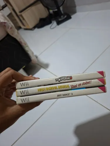 Lote Wii Música e Esportes PAL Francês - 3 jogos
