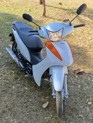 Biz 100 moto