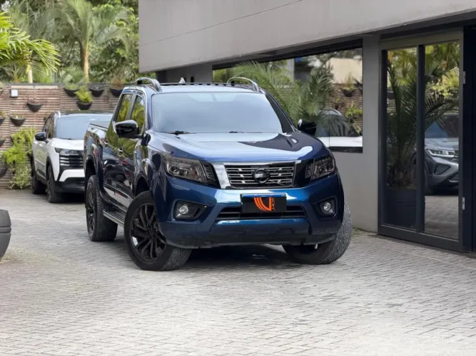 Nissan Frontier LE CD 4X4 2.3 Bi-TB Diesel Aut. 2021