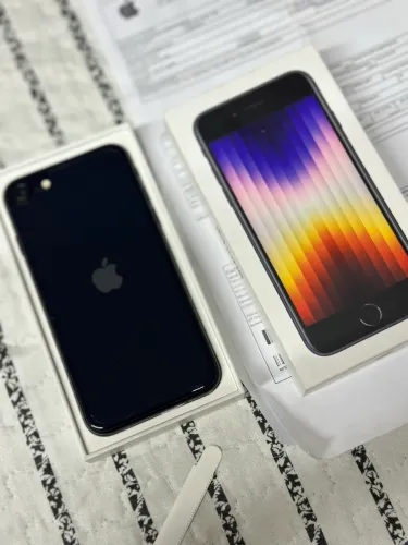 iPhone SE 3 geração novo zero