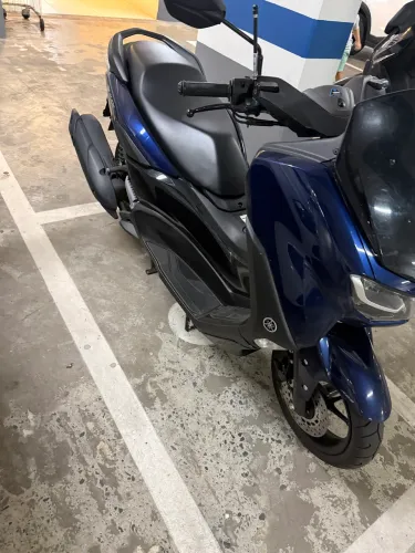 Vendo moto muito nova 