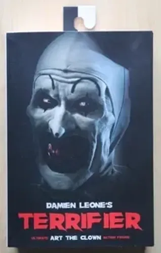 Neca Damien Leone's Terrifier Art the Clown Ultimate  Action Figure