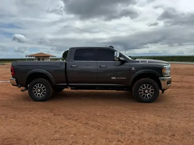 Ram 3500 Limited Longhorn 6.7 TB CD Diesel 2022