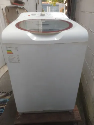 Maq de lavar roupa Brastemp 