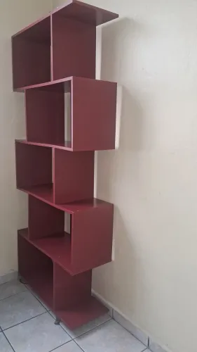Estante de livros
