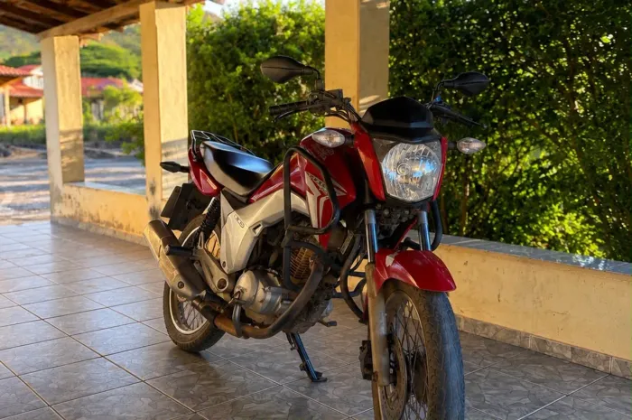 Titan 150 2015