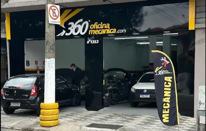 Passo ponto de oficina mecânica montada na Lapa - Porteira Fechada