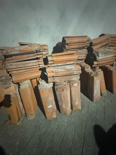 Telhas de barro doação