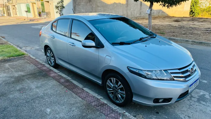 Honda City Sedan LX 1.5 Flex 16V 4P Aut. 2014