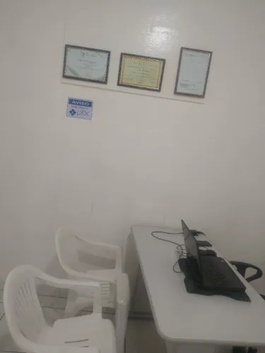 Alugo consultório odontológico