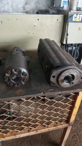 Motor hidráulico e bomba