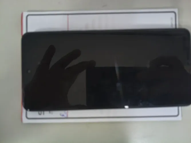 Celular mote Edge 30