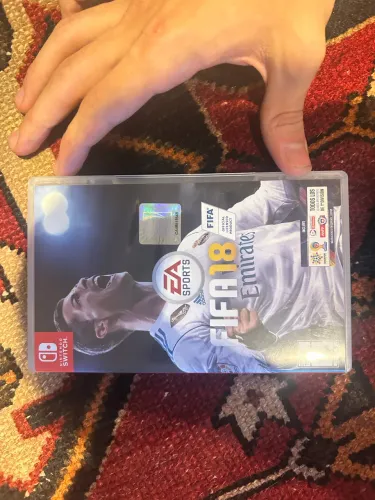 Kit 3 Jogos Nintendo Switch Originais - Just Dance 2018, FIFA 18 e Has-Been Heroes
