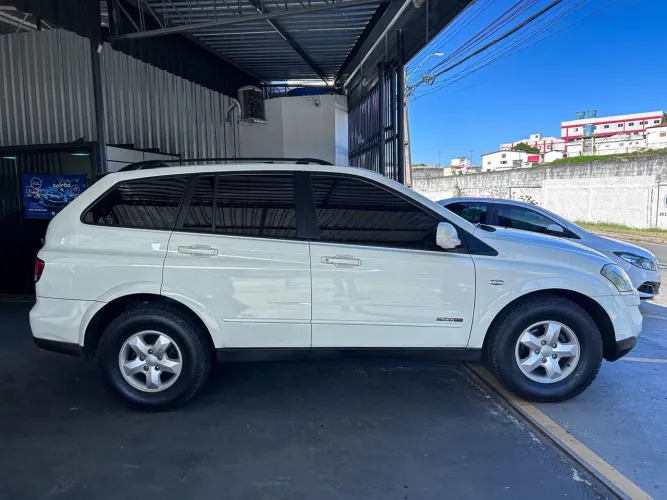Ssangyong Kyron 2.0 16V 141cv TDI Diesel Aut. 2012