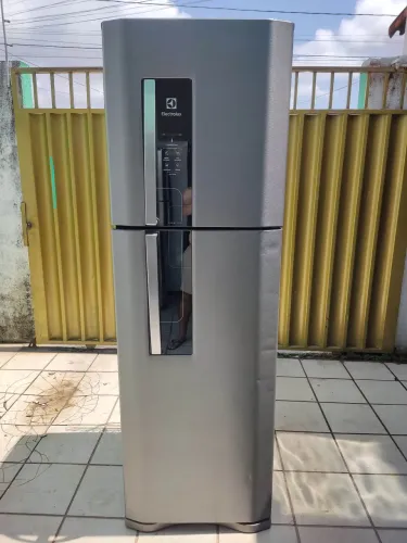 Geladeira Duplex Electrolux Frost Free DF44