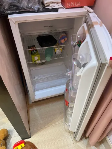 Frigobar Electrolux