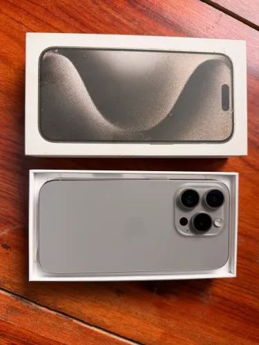 Venda iPhone 15 pro 128GB titanium