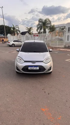 Ford Fiesta SE 1.6 8V Flex 5P 2014