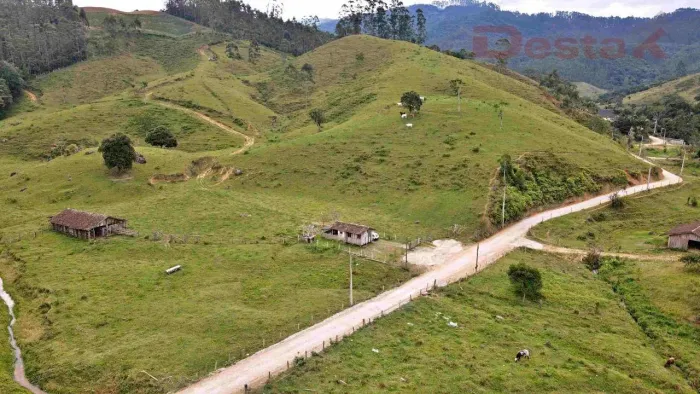 Sitio no Bairro Fazenda de Dentro - Biguaçu