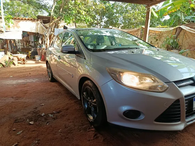 Ford Focus Sedan 2.0 16v/2.0 16V Flex 4P Aut. 2014