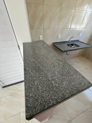 Pedra de granito 100x40cm