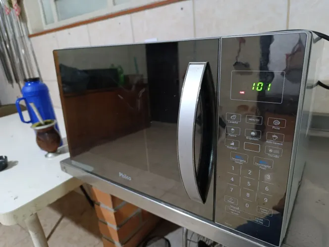 Microondas PHILCO 34L 127v
